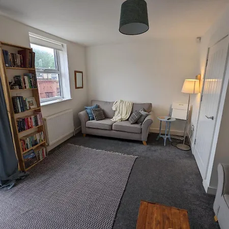 Apartmán Beautiful And Spacious 4 Bedroom Armley Leeds